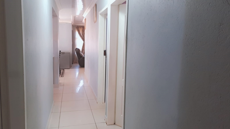 3 Bedroom Property for Sale in Ikageng North West